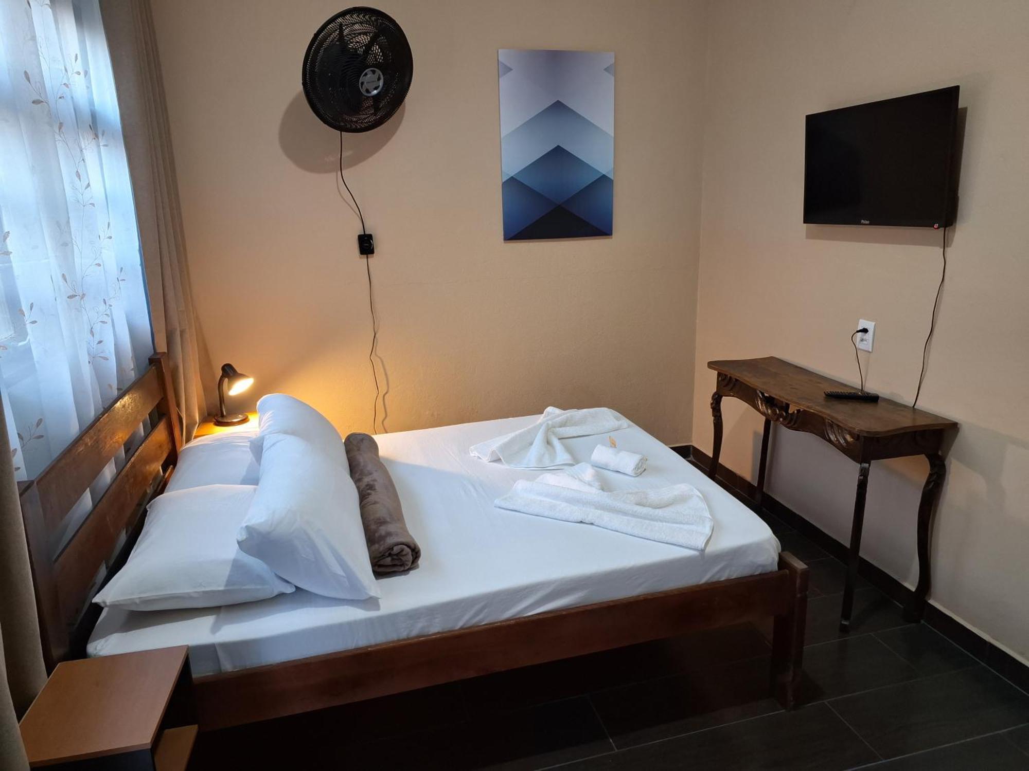 Апартаменты Chapeu De Sol - Area Gourmet, Tv, Internet, Roupas De Cama E Banho, Jardim, Horta E Pomar Илья-Комприда Номер фото