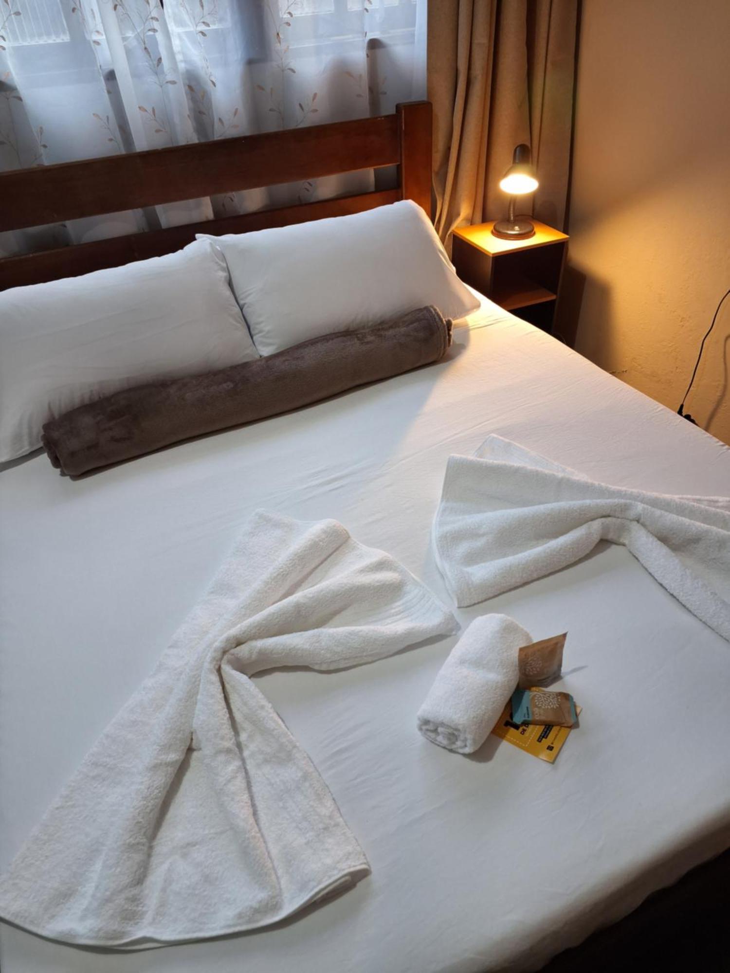 Апартаменты Chapeu De Sol - Area Gourmet, Tv, Internet, Roupas De Cama E Banho, Jardim, Horta E Pomar Илья-Комприда Номер фото